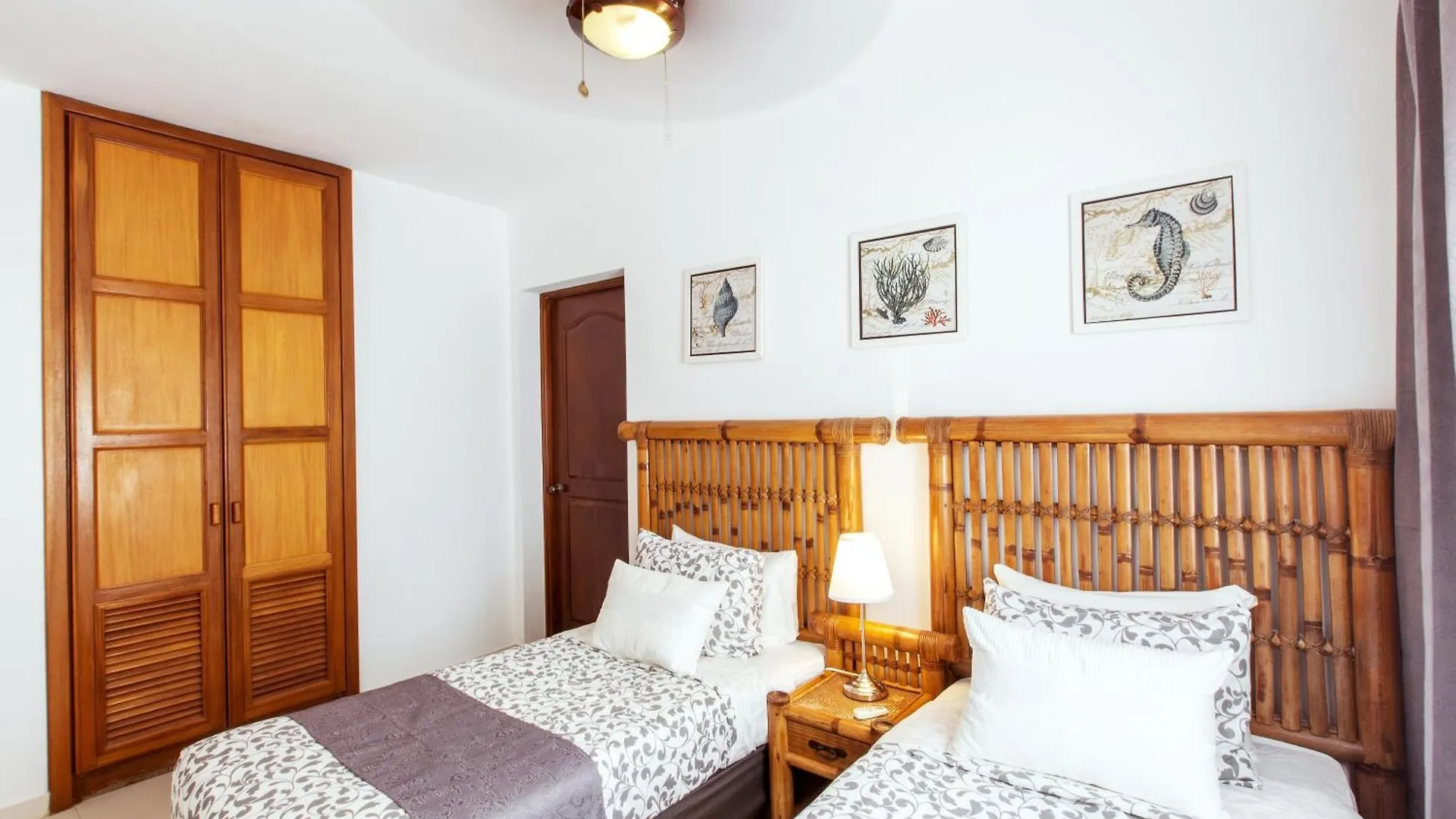 Апарт-отель Dream Island Villas & Apartments Ocean View Pool Playa Los Corales Пунта-Кана