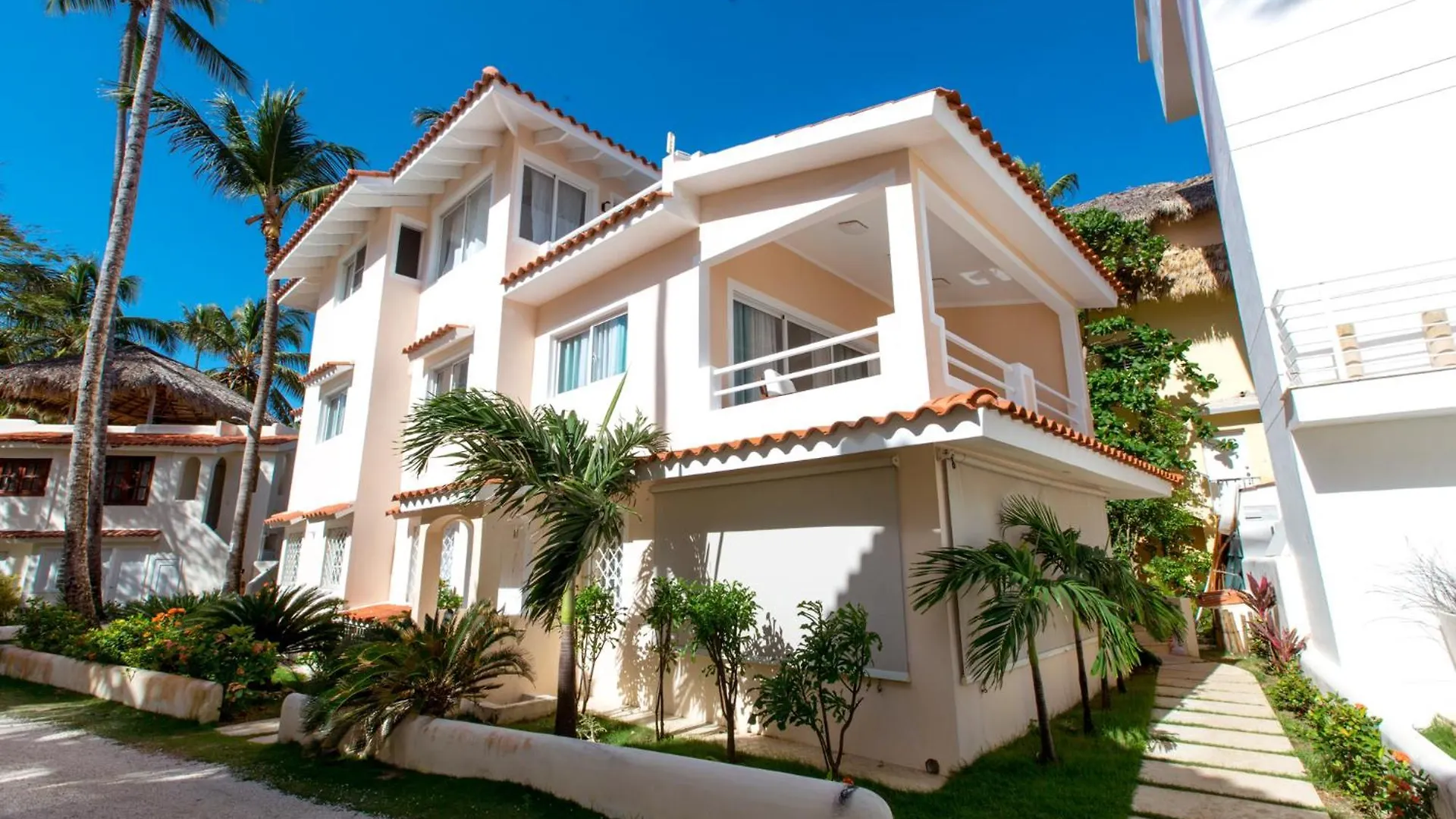 Апарт-отель Dream Island Villas & Apartments Ocean View Pool Playa Los Corales Пунта-Кана