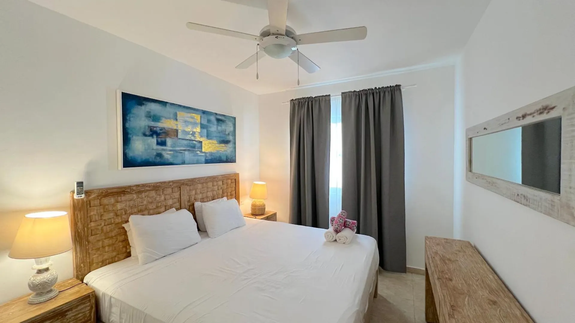 Апарт-отель Dream Island Villas & Apartments Ocean View Pool Playa Los Corales Пунта-Кана