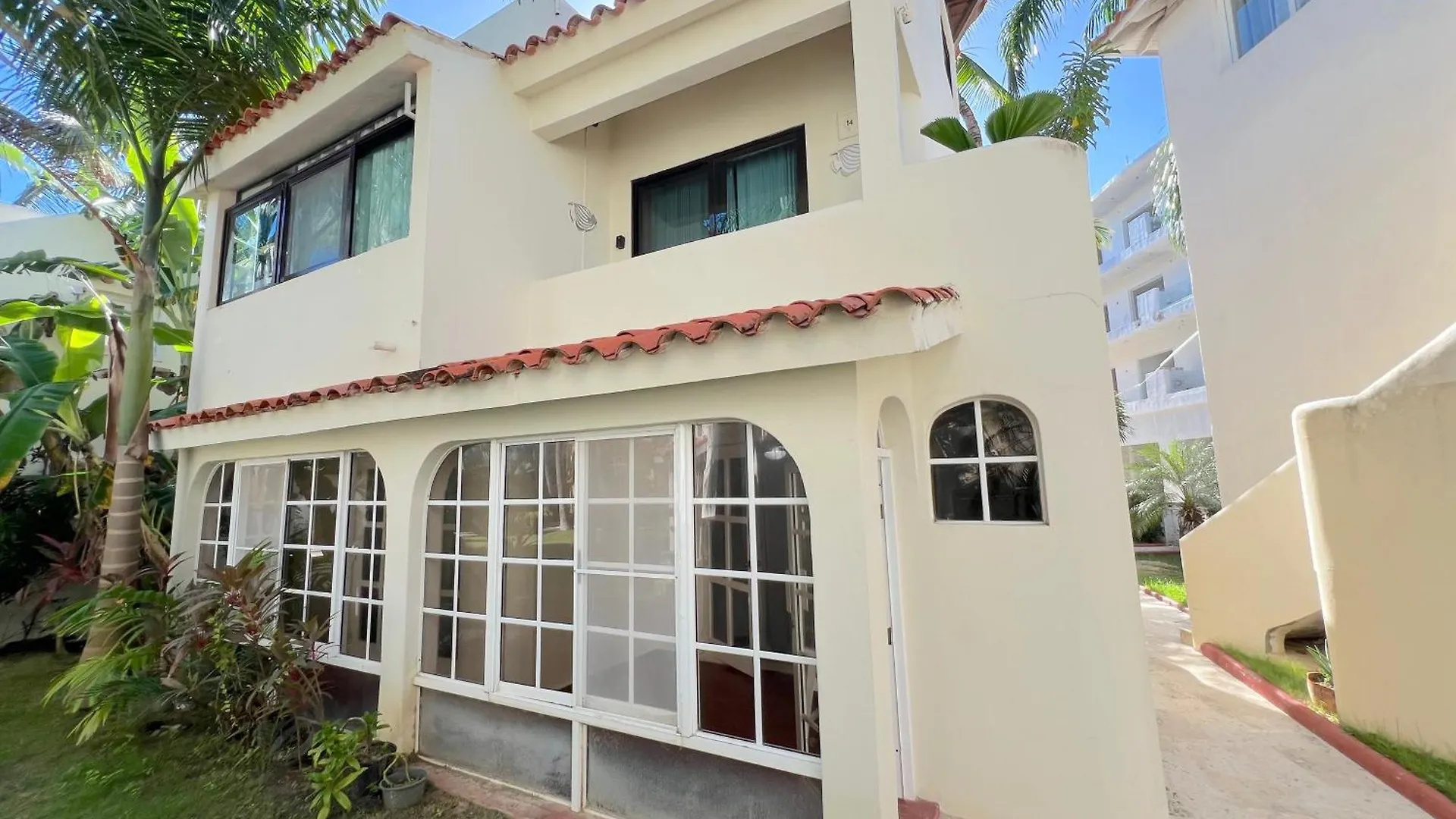 Апарт-отель Dream Island Villas & Apartments Ocean View Pool Playa Los Corales Пунта-Кана